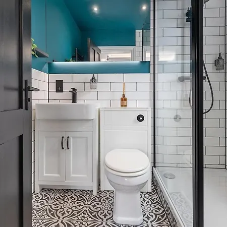 View: Stylish 2-bedroom With Netflix And Ev Charging * Leeds (West Yorkshire)