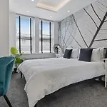 View: Stylish 2-bedroom With Netflix And Ev Charging Apartment *