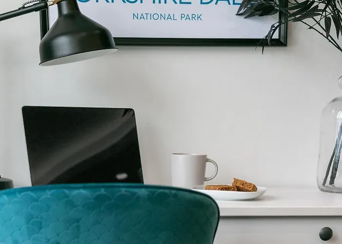 View: Stylish 2-bedroom With Netflix And Ev Charging *